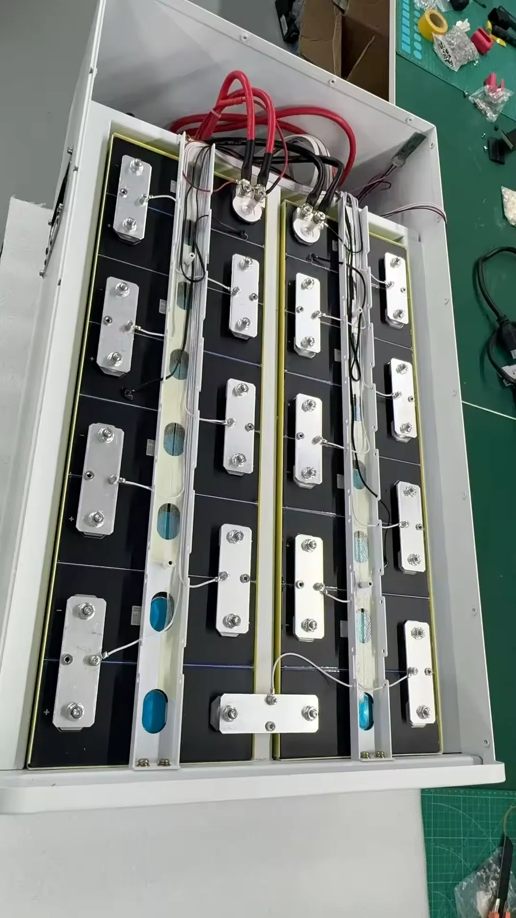 Sixteen prismatic 314Ah LFP cells installed inside a battery enclosure