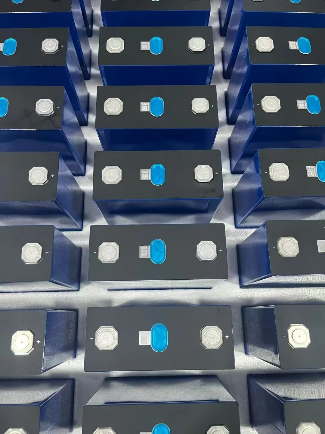 Batch of prismatic 314Ah LiFePO4 cells